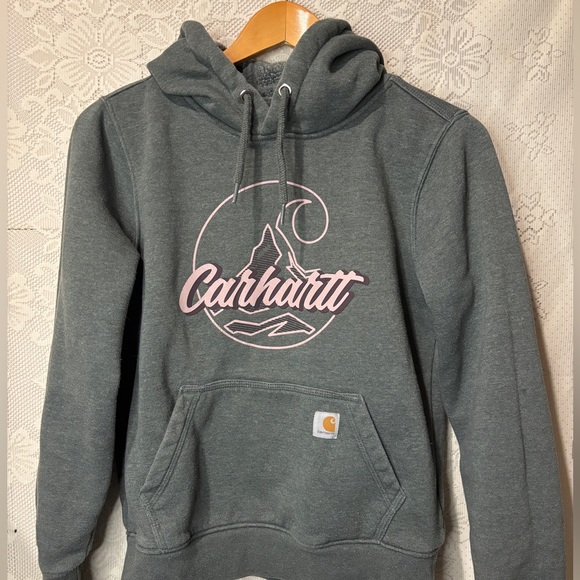 Carhartt Sweaters - Carhartt Women’s relaxed fit logo graphic sweatshirt